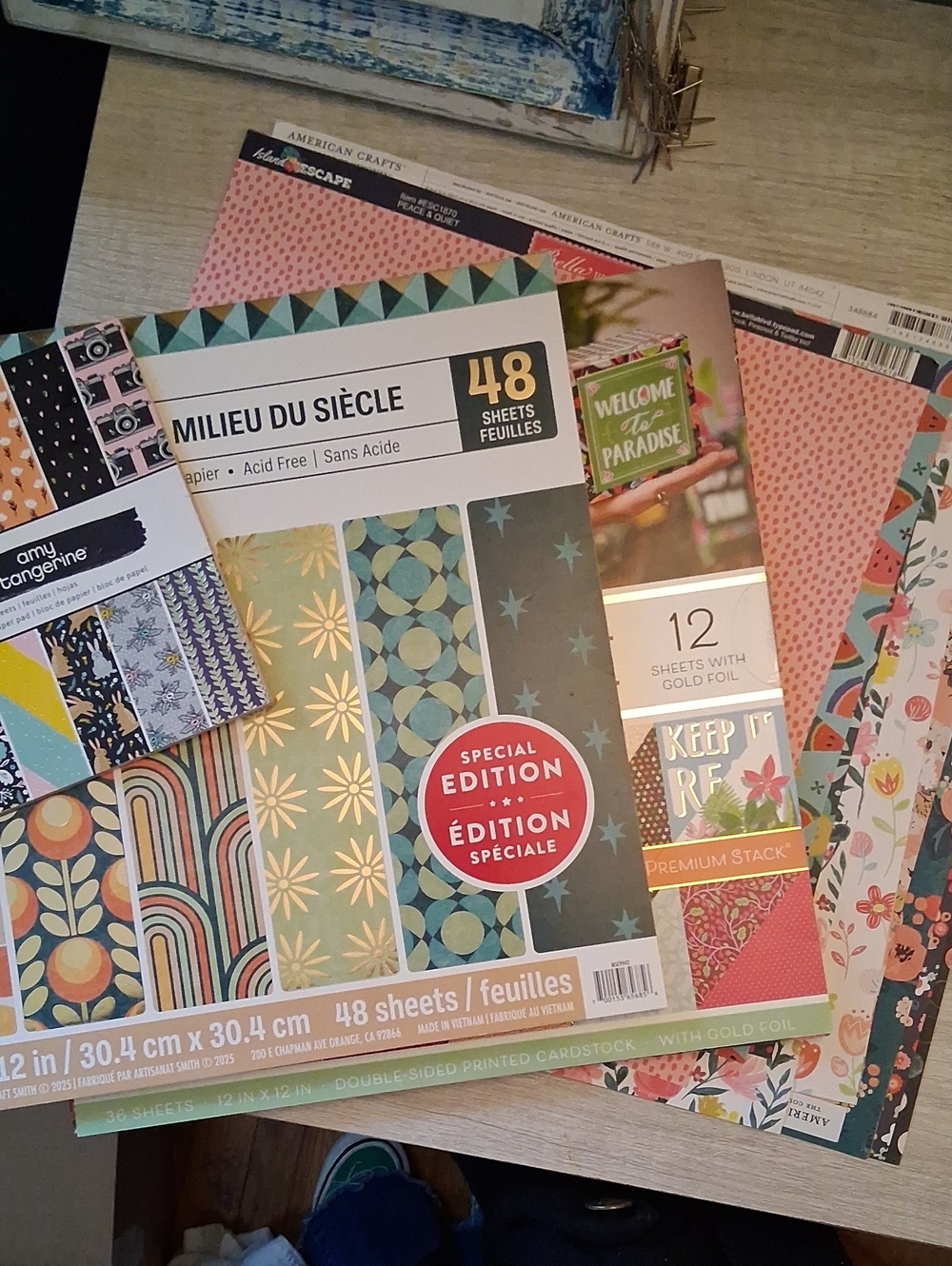 Bundle of Decorative Craft/scrapbook Paper